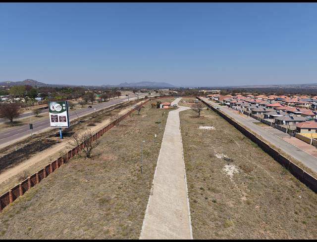 301M² VACANT LAND FOR SALE IN SOUTHERN GATEWAY